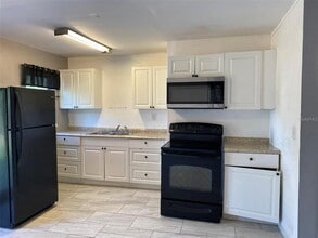 49 Orange Park Blvd in Lake Wales, FL - Building Photo - Building Photo