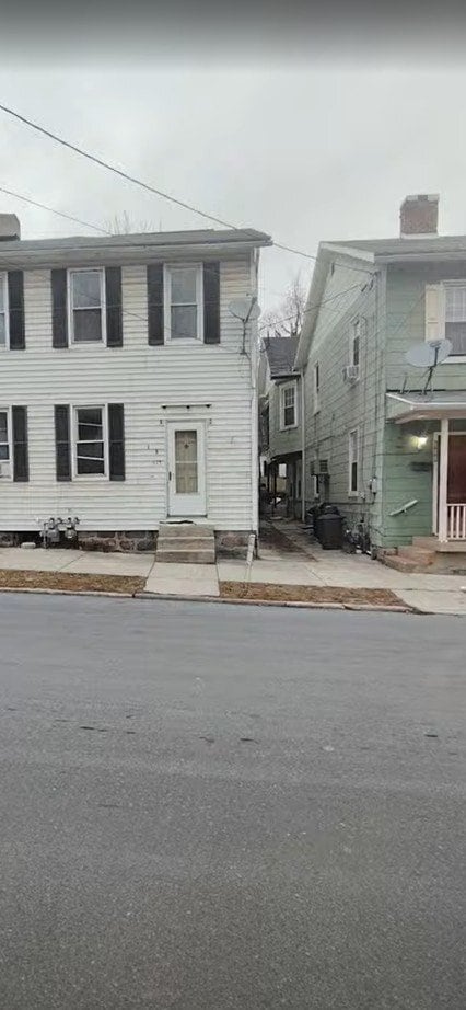 property at 513 Fayette St