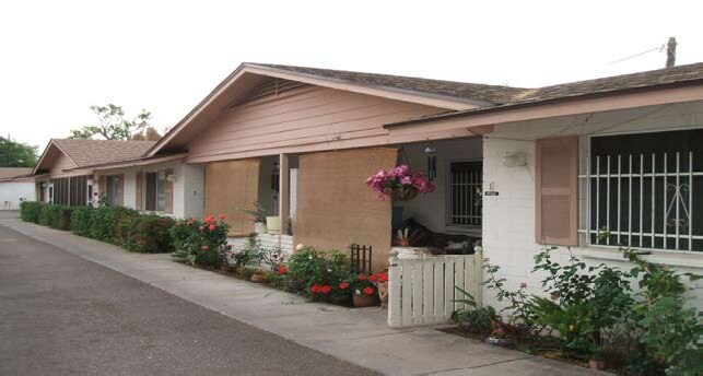 10th Street Palms Apartments in Phoenix, AZ - Foto de edificio