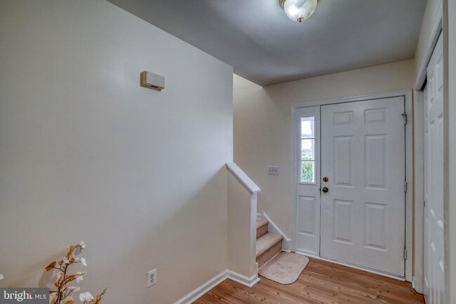 property at 93 Downey Oak Cir