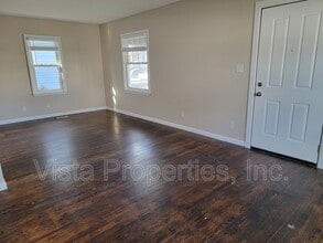 1100 W Whitney Ave in Louisville, KY - Building Photo - Building Photo