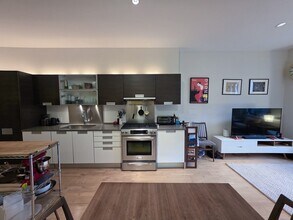 346-354-354 Congress St in Boston, MA - Building Photo - Building Photo