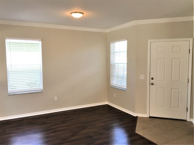 8157 Canterbury Lake Blvd in Tampa, FL - Building Photo - Building Photo