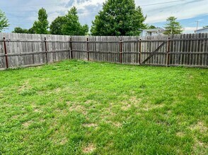 37 Uvon Ln in Elgin, OK - Building Photo - Building Photo