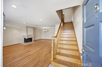 12358 Moorpark St in Los Angeles, CA - Building Photo - Building Photo