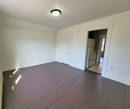 633 Spring St in Eau Claire, WI - Building Photo - Building Photo