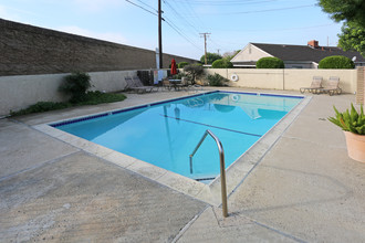 Castilian Park Apartments in Orange, CA - Building Photo - Building Photo