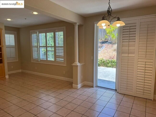 203 Seaview Dr in Richmond, CA - Building Photo - Building Photo