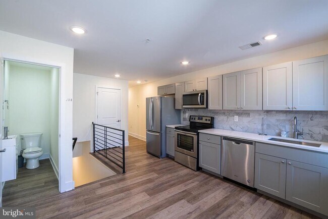 property at 2444 Frankford Ave