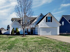 651 Crescent Rd in Murfreesboro, TN - Building Photo