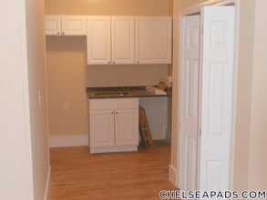 25 Division St, Unit 1 in Chelsea, MA - Building Photo - Building Photo