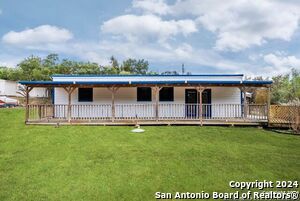 542 Creekside Dr in Canyon Lake, TX - Building Photo