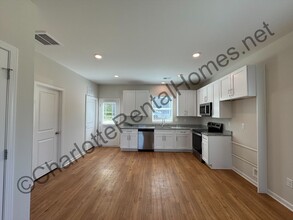 619 1st St SW in Hickory, NC - Building Photo - Building Photo
