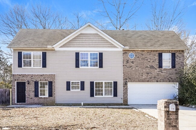 property at 127 Lyndhurst Dr