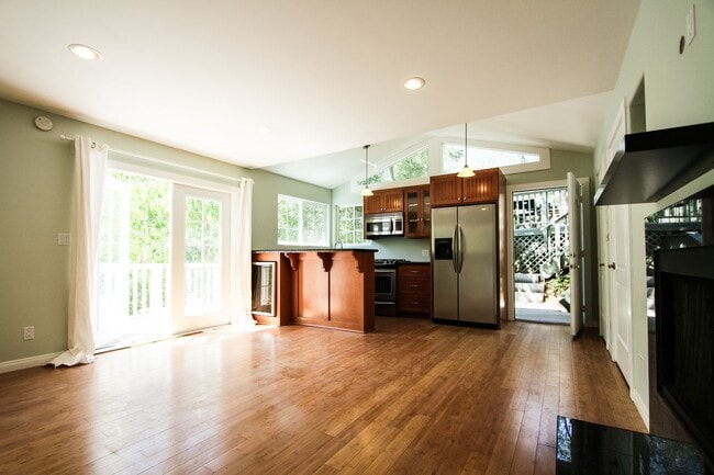 property at 2132 N Beverly Glen Blvd