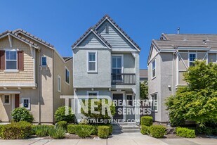 3681 Tice Creek Way in Sacramento, CA - Building Photo