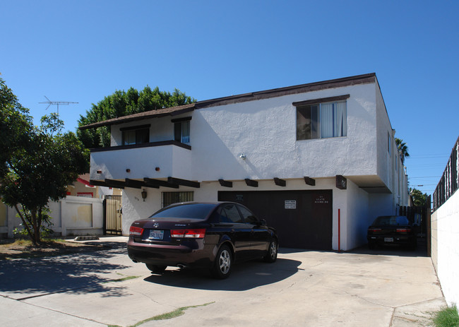 3854 University Ave in San Diego, CA - Building Photo - Building Photo