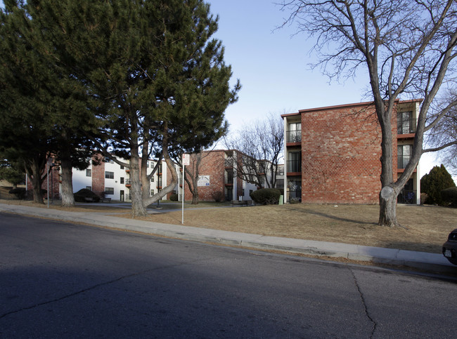 Casa de Cerro in Colorado Springs, CO - Foto de edificio - Building Photo