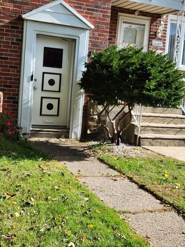 property at 6651 Claridge St