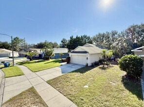 5431 Ayrshire Dr in Spring Hill, FL - Building Photo - Building Photo