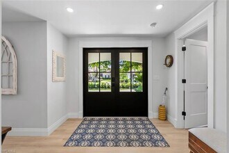 4222 Crayton Rd in Naples, FL - Building Photo - Building Photo