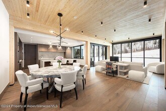 180 Wood Rd, Unit 302 in Snowmass Village, CO - Building Photo - Building Photo