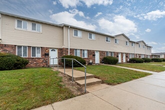 Lincolnwood Apartments in Kokomo, IN - Foto de edificio - Building Photo