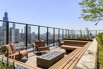 201 N May St in Chicago, IL - Building Photo - Building Photo