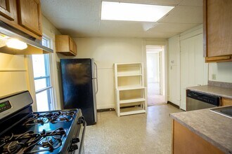 129 Dell St in Syracuse, NY - Building Photo - Building Photo