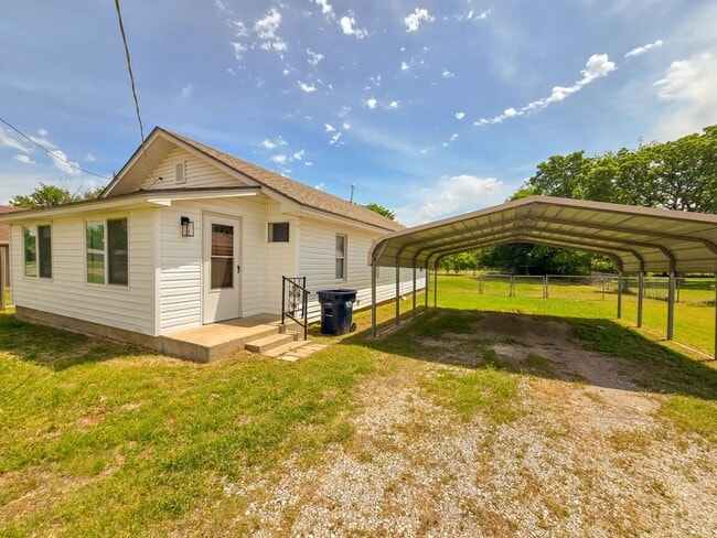 3313 N Union Ave in Shawnee, OK - Building Photo - Building Photo