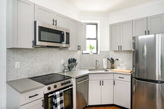 1290 1st Ave. in New York, NY - Building Photo - Building Photo