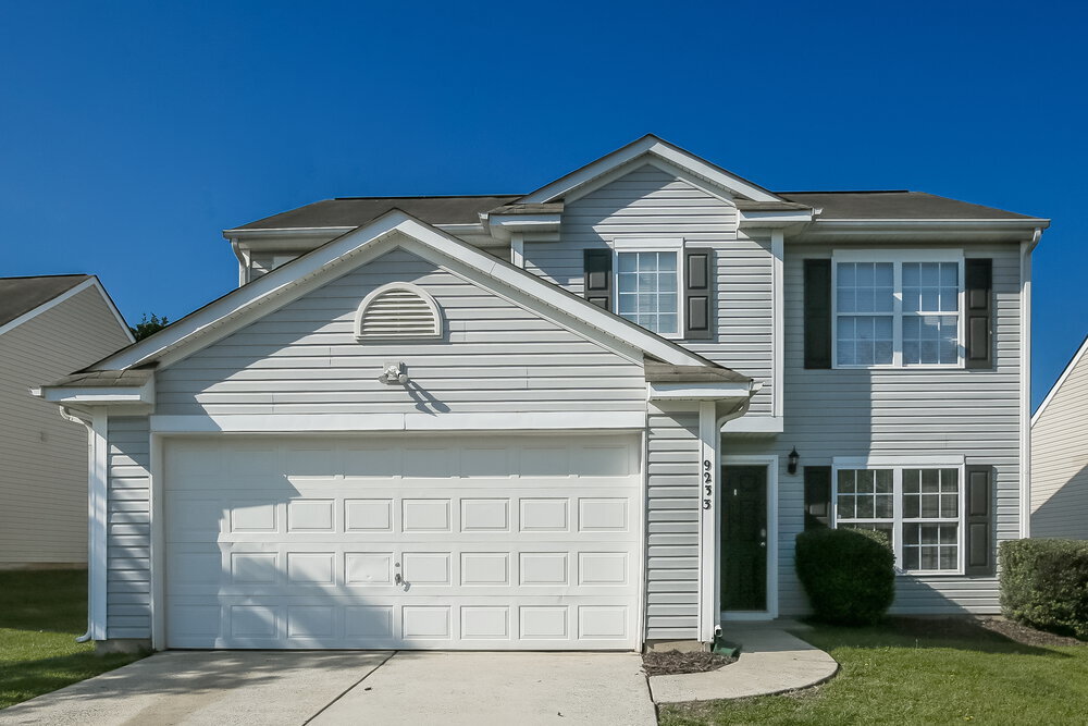 9233 Ames Hollow Rd in Charlotte, NC - Building Photo