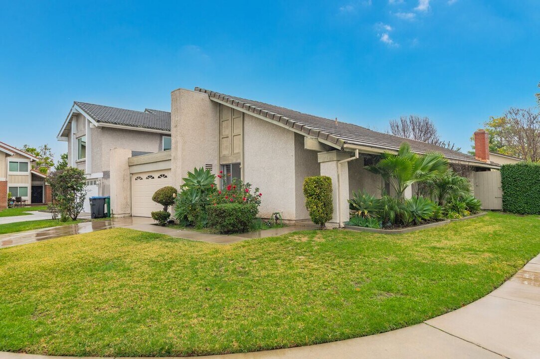 3701 Provincetown in Irvine, CA - Building Photo