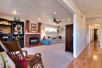595 Tanbark Terrace in San Rafael, CA - Building Photo - Building Photo