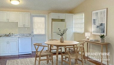 9216 W Patterson St in Tampa, FL - Building Photo - Building Photo