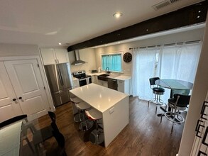 811 5th Ave in Greensboro, NC - Building Photo - Building Photo