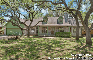 1710 Copper Hill Dr in San Antonio, TX - Building Photo