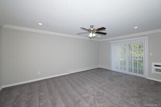 1 Williams Blvd in Lake Grove, NY - Building Photo - Building Photo