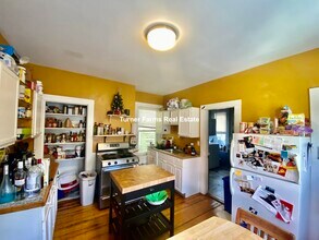 44 Delle Ave, Unit 2 in Boston, MA - Foto de edificio - Building Photo