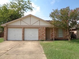 17907 Glenmorris Dr in Houston, TX - Building Photo