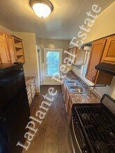 4022 Parrakeet Ave in Toledo, OH - Foto de edificio - Building Photo