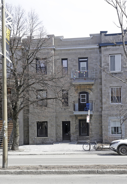 224 Saint-Joseph O in Montréal, QC - Building Photo