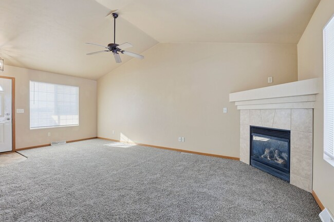 property at 912 Hartzheim Dr