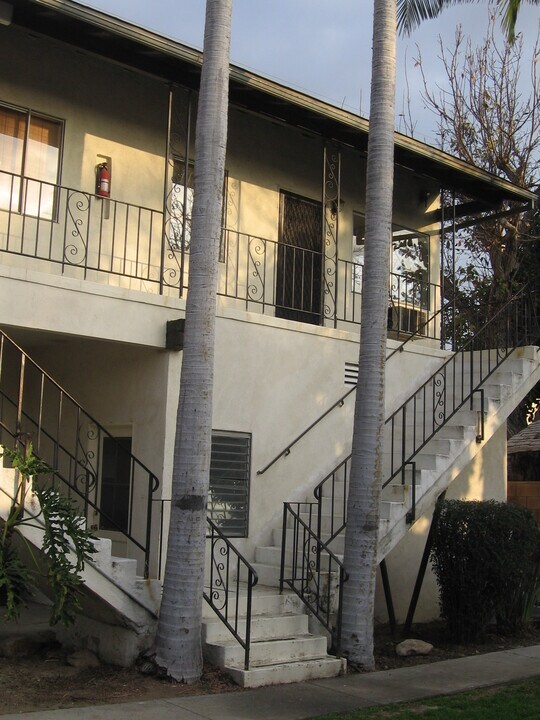 6230 Milton Ave, Unit A in Whittier, CA - Foto de edificio