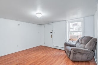 392 Union St in Jersey City, NJ - Building Photo - Building Photo
