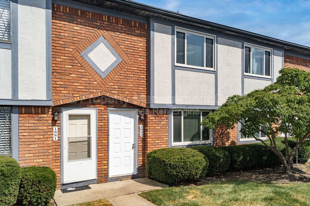 1883 Slaton Ct in Columbus, OH - Building Photo