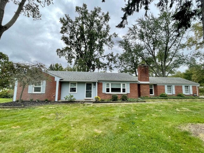property at 6625 W Dartmoor Rd