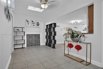 8302 SW 103rd Ave in Miami, FL - Building Photo - Building Photo