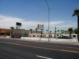 Alta Vista in Phoenix, AZ - Building Photo