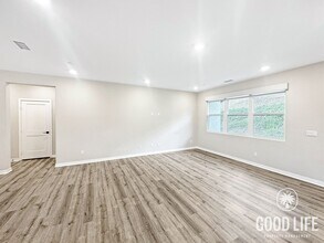 2842 Via Alta Pl in San Diego, CA - Building Photo - Building Photo